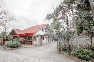 OYO 741 Sierra Travellers Inn