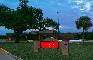 Ramada by Wyndham Diamondhead I-10/Gulfport