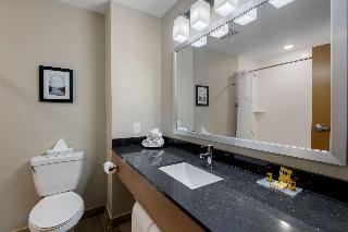 Suite-2 Queen Beds Non-Smoking Sofabed Microwave And Refrigerator Full Breakfast