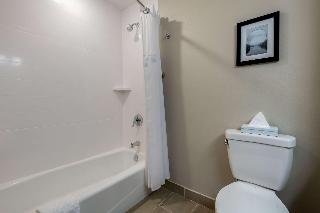 2 Queen Beds Non-Smoking Microwave And Refrigerator Full Breakfast