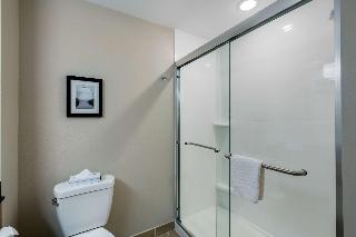 1 King Bed Non-Smoking Microwave And Refrigerator Shower Only Full Breakfast