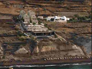 Colombos Beachfront
