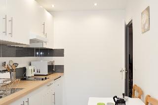 Fully furnished 40sqm flat in Rueil historic city