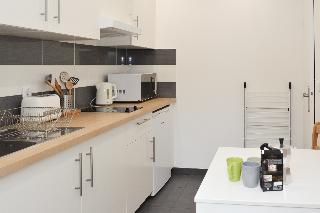 Fully furnished 40sqm flat in Rueil historic city