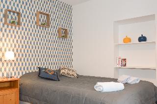 Fully furnished 40sqm flat in Rueil historic city