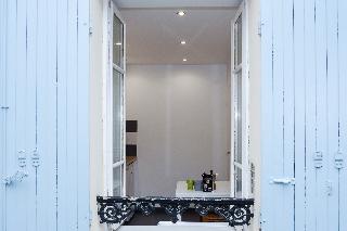Fully furnished 40sqm flat in Rueil historic city