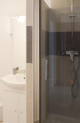 Fully furnished 40sqm flat in Rueil historic city