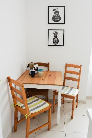 Fully furnished 40sqm flat in Rueil historic city