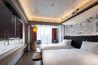 Room Room