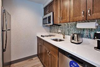 1 KING HEARING ACCESSIBLE STUDIO SUITE