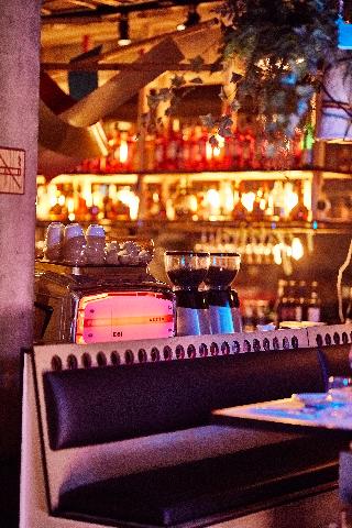 酒吧