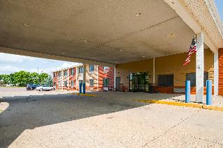 OYO Hotel Redwood Falls near Jackpot Casino