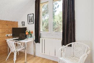Room Room