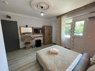 Room Room
