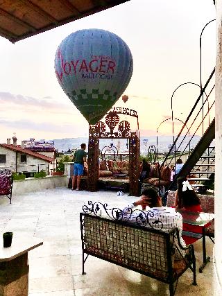 Balloon Cave Hotel