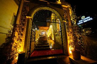 Balloon Cave Hotel