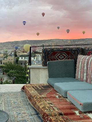 Balloon Cave Hotel