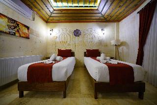 Balloon Cave Hotel