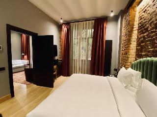 Ruz Hotels