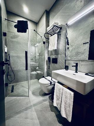 Ruz Hotels