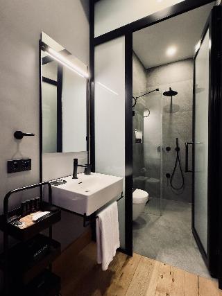 Ruz Hotels