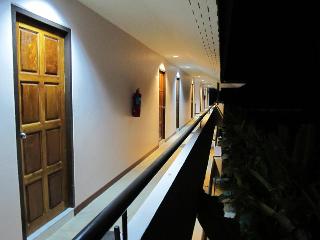 Be Fine Sabuy Hotel and Resort by ZUZU photo 3