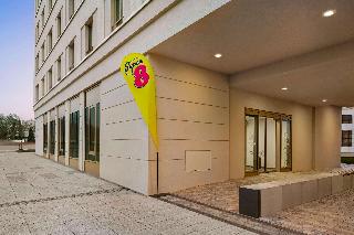 Super 8 by Wyndham Chemnitz
