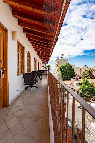 Olas Altas Suites