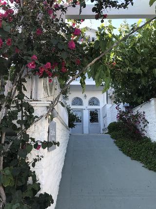 Paradisos Hotel