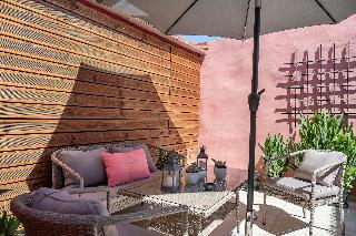 Viaggio Elegant Rooms