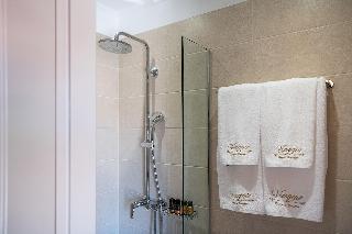 Viaggio Elegant Rooms