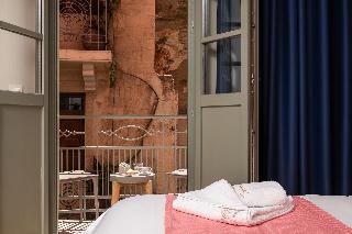 Viaggio Elegant Rooms