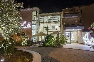 Adrion Aparthotel