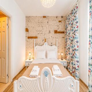 Alacati Limonaia Hotel