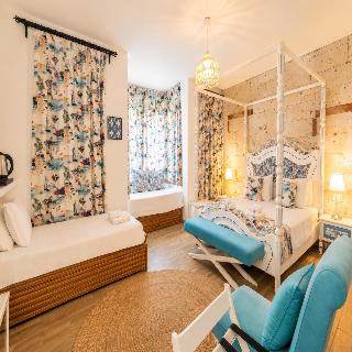 Alacati Limonaia Hotel