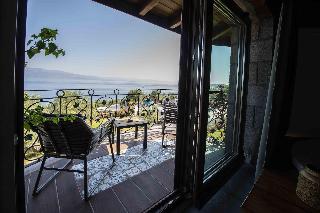 Assos Dionysos Hotel