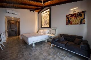 Assos Dionysos Hotel