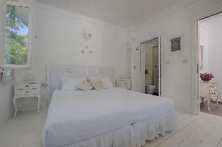 Amaranda Ada Evi - Adults Only