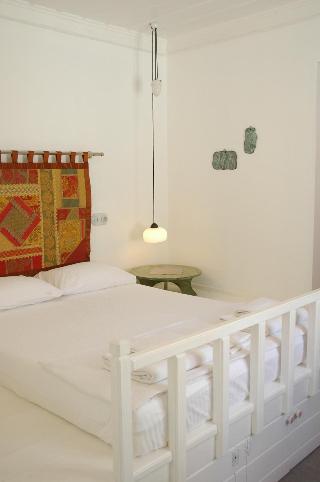 Amaranda Ada Evi - Adults Only