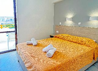 Domenica Apartments