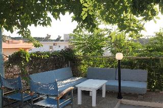 Yasmine Apartments