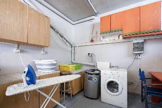 Yasmine Apartments