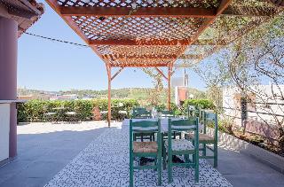 Yasmine Apartments