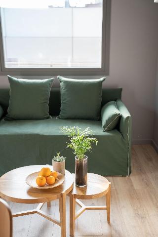 Chroma Fashion Rooms & Apartments