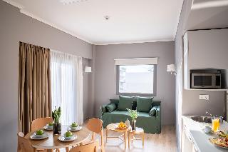 Chroma Fashion Rooms & Apartments