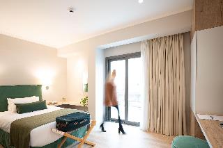 Chroma Fashion Rooms & Apartments