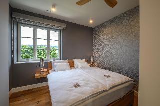 Room Room