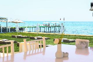 Banana Beach Hotel