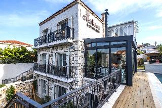 AlaBora Hotel - AlaÃ§atÄ±