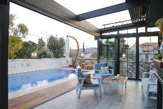 AlaBora Hotel - AlaÃ§atÄ±